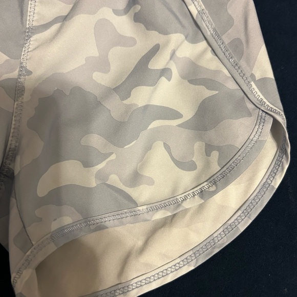 All in motion girls size xs shorts with built in underwear/lining - Picture 7 of 8